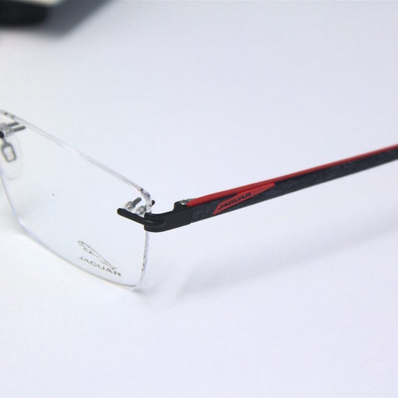 Montage optique sur lunettes Jaguar percées.