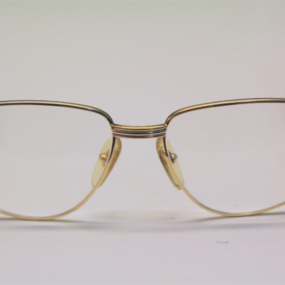 Remontage sur lunettes Cartier.